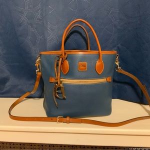 Dooney & Bourke handbag